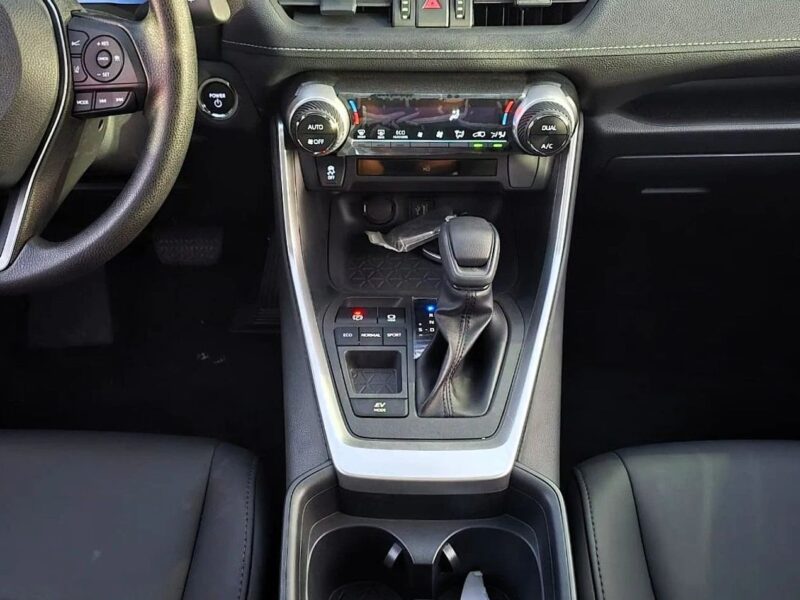 2023 Toyota RAV 4 2.5 litre 4 Cylinder Hybrid 4x2 Full Option Black SUV