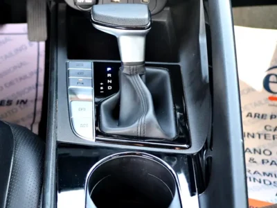 2024 Hyundai Elantra Other 4 Cylinder Engine GCC Specs White Black