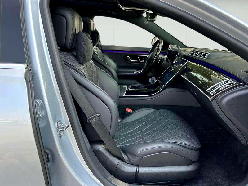 2021 Mercedes-Benz S-Class S 500 6 Cylinders Engine Silver Black