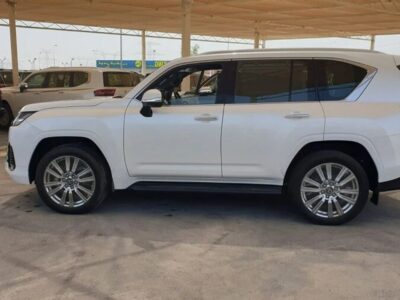 2024 Lexus LX 600 VIP EDITION 6 Cylinder Engine White Black