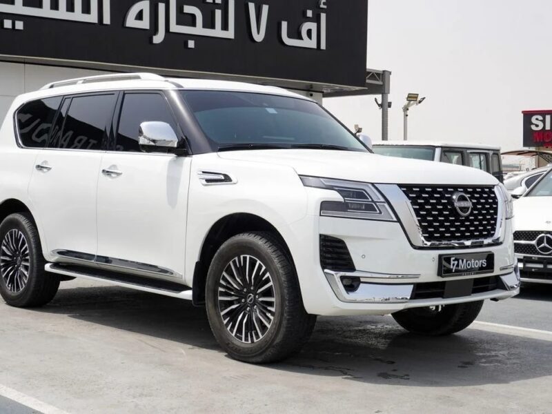 2023 Nissan Patrol Platinum SE 6 Cylinder Engine GCC Specs White Red