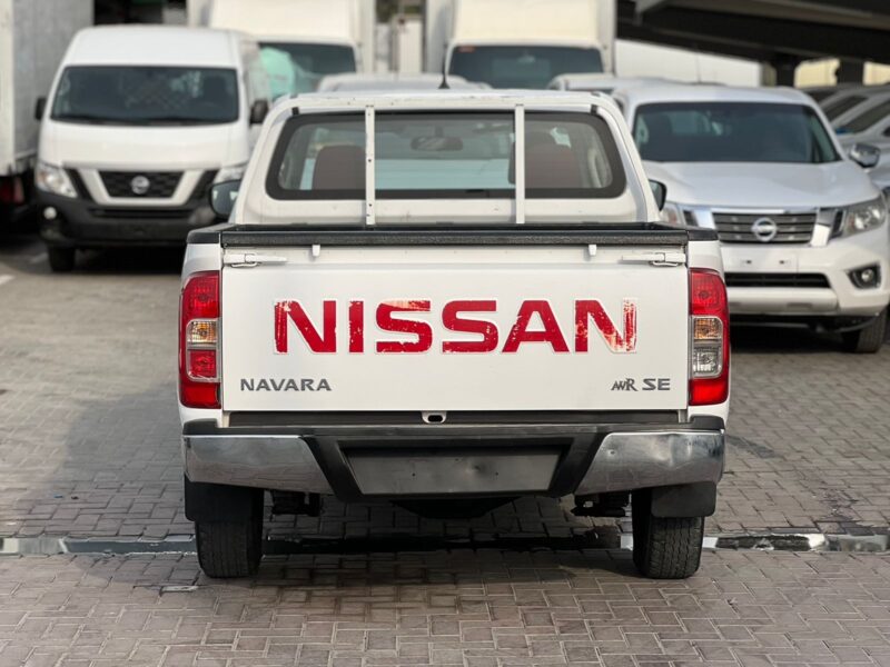 2020 White Nissan Navara 4x2 Automatic GCC Specs