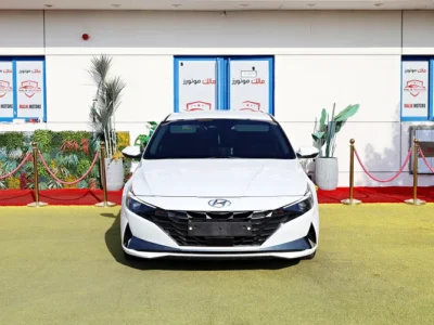 2021 Hyundai Avante Smart 4 Cylinder Engine White Black Sedan