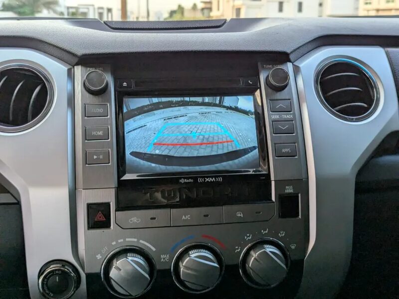 2018 Toyota Tundra Double Cab SR5 V8 5.7L 4X4 IN EXCELLENT CONDITION Grey