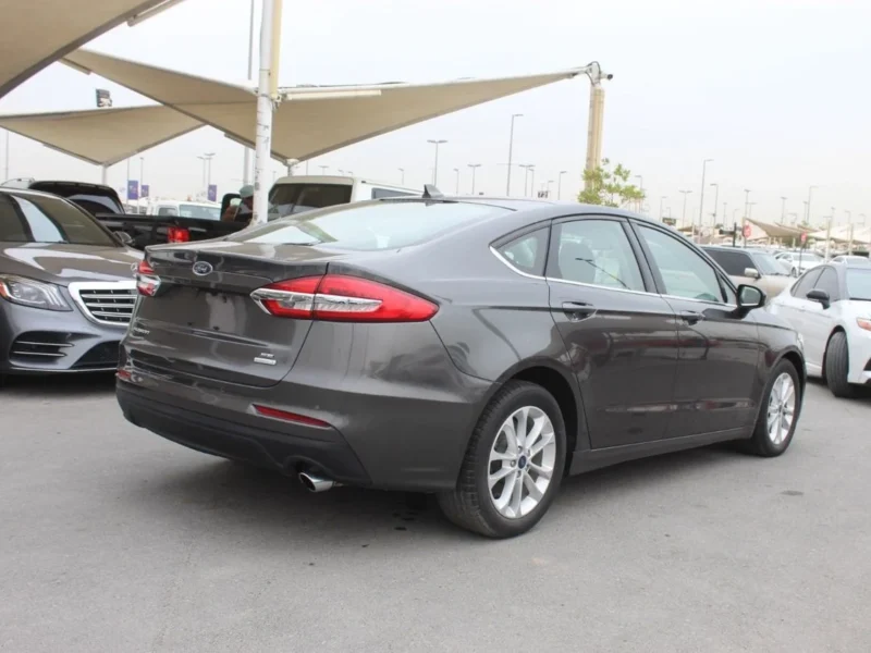 Ford Fusion Ford fusion 2019 1.8 litre Petrol Grey Black Sedan