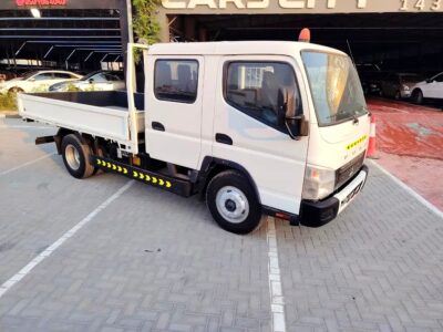 2019 Mitsubishi Canter Double Cabin Pristine Mint Condition White Grey GCC Specs