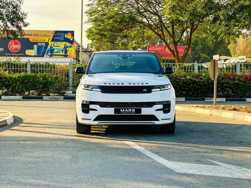 Land Rover Range Rover Sport Dynamic SE P400 3.0L 2023 V6 White Tan