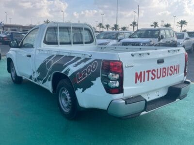 New 2024 Mitsubishi L200 White Manual