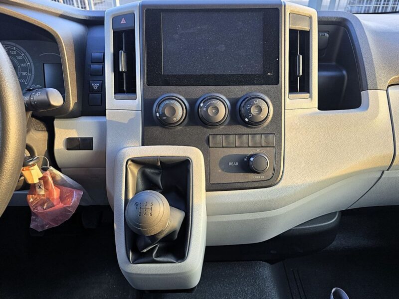 2025 Toyota Hiace Std Roof Newshape 2.8l Diesel MT White Grey