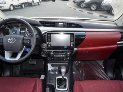 2025 Toyota Hilux GLX-S SR5 2.7L 4 Cylinder Engine GCC White Burgundy