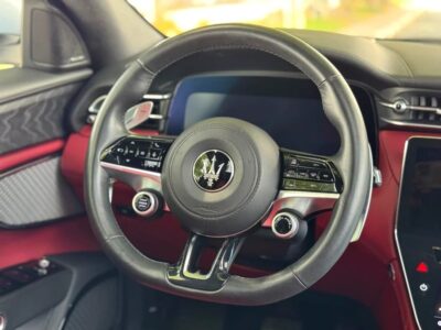 2023 Maserati Grecale Modena CLEAN TITLE FRESH Silver Red