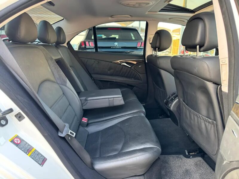 2008 Mercedes-Benz E-Class E 63 AMG Excellent Condition White Black