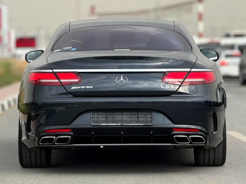 2015 Mercedes-Benz S-Class S 63 AMG Coupe 8 Cylinder Engine Blue Beige