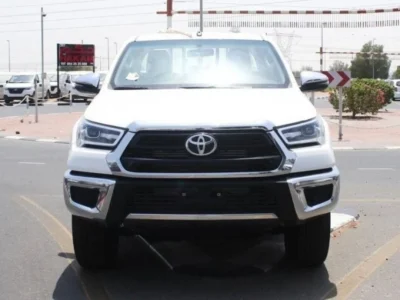 2025 Toyota Hilux 2.4L Diesel MT 4 Cylinder Engine White Black