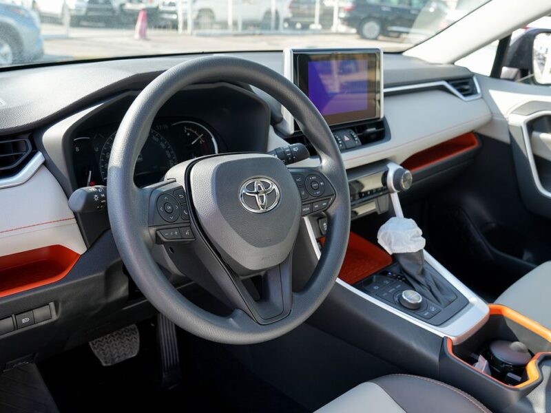 2025 Toyota RAV 4 4 Cylinder Engine Petrol Black Grey GCC Specs