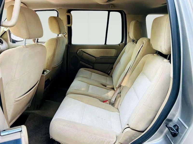 2008 Ford Explorer XLT Ford Explorer XLT Neat and Clean Car Gold Beige