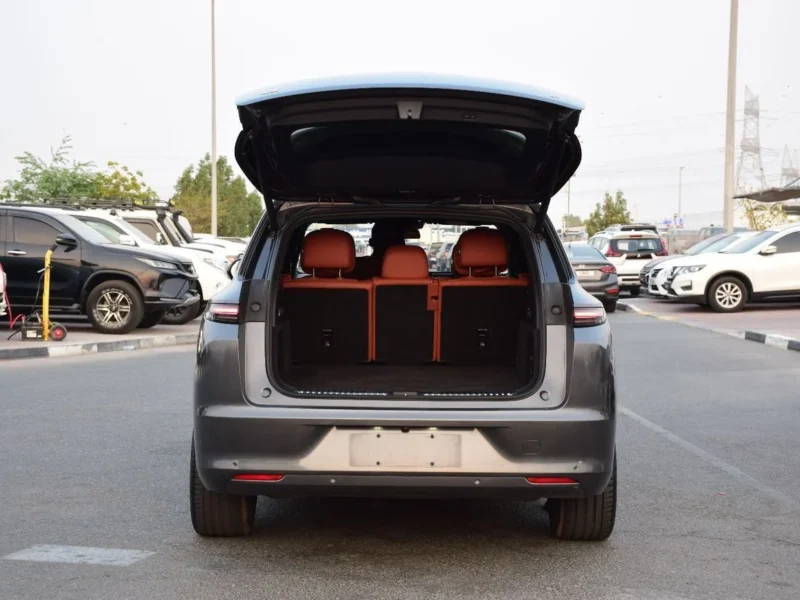 2023 Li Auto L7 Luxury 1.5L SUV Plug-In Hybrid Grey Tan Dual-Motor