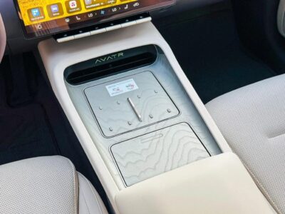 Avatr 12 2024 AVATR 12 Performance AWD 94.5 kWh Electric Black