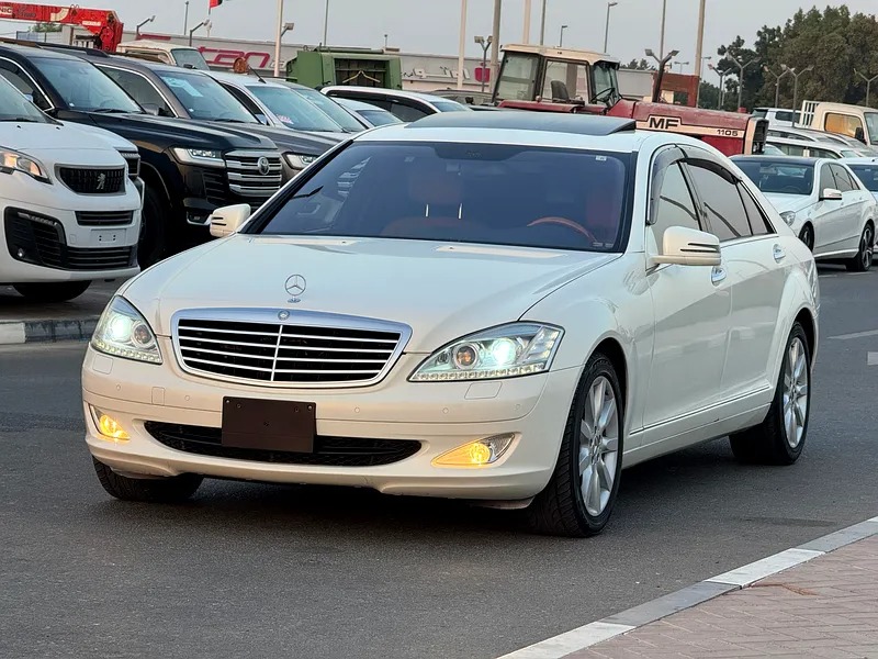 2008 Mercedes-Benz S-Class S 550 Excellent Condition White Brown