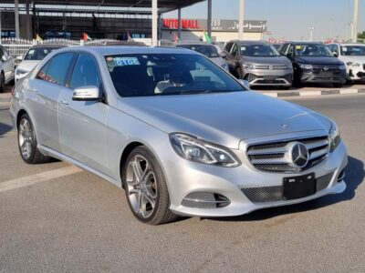 2014 Mercedes-Benz E 400 3.0-liter twin-turbocharged V6 Silver
