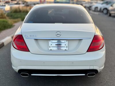 2007 Mercedes-Benz CL 550 5.5-liter V8 engine White Tan