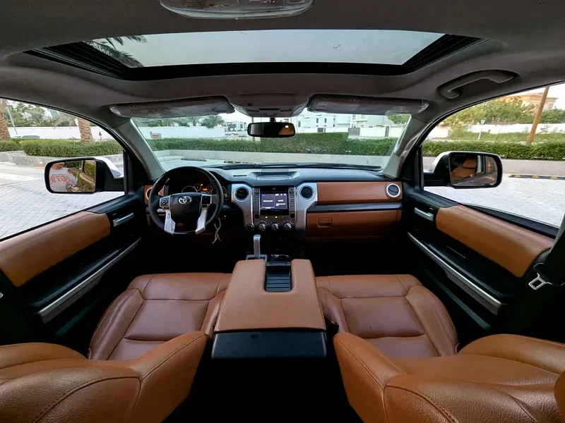 2015 Toyota Tundra Crewmax Limited 8 Cylinders Engine Grey Brown