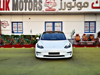 2022 Tesla Model 3 Other 70 - 80 kWh 350 - 450 KM White Black GCC