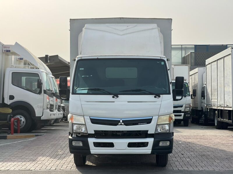 White 2019 Mitsubishi Canter, 18 FT, Water Shutter Diesel