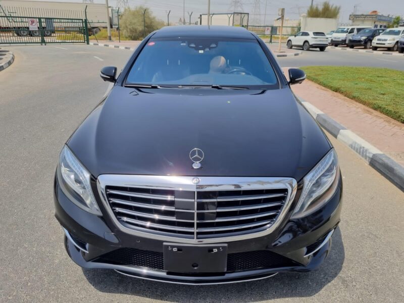 MERCEDES-Benz S 500 4.7L twin-turbocharged V8 Engine Black 2014
