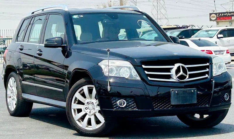 2010 Mercedes-Benz GLK-Class GLK 300 4matic Neat & Clean Car Black Beige