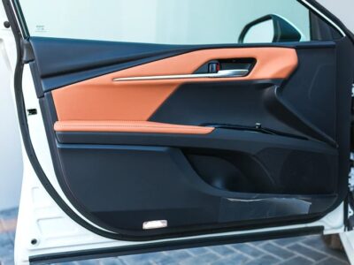 2024 Toyota Camry GLX Hybrid Sedan White Tan