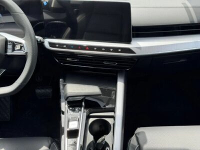 2024 MG One Standard 1.5L Petrol GCC Specs White Black