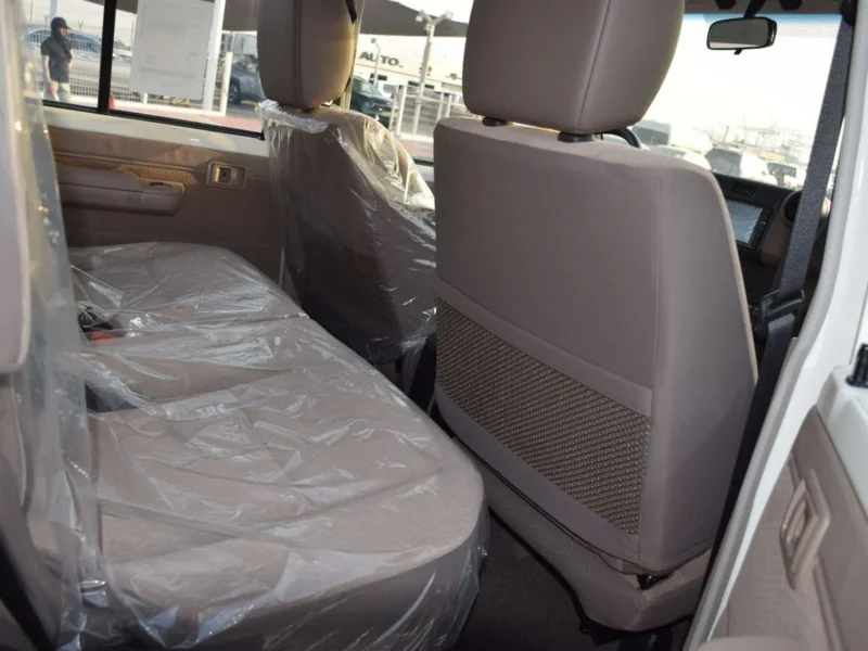 2025 Toyota Land Cruiser LC 78 HARDTOP White Brown Manual