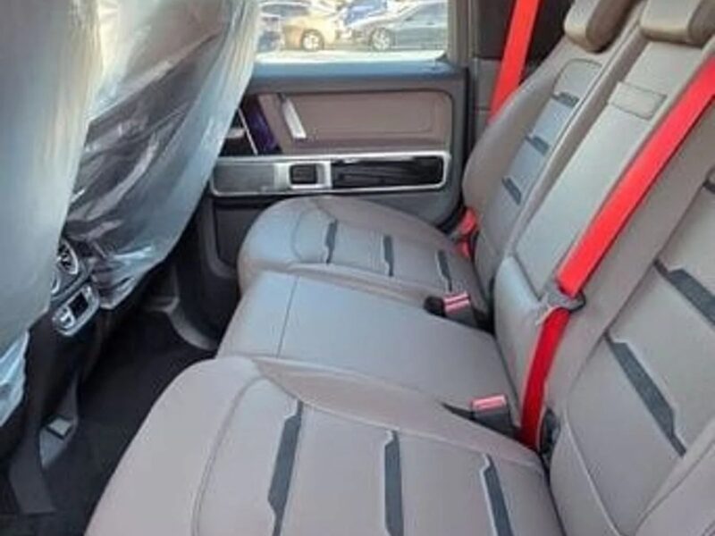 2025 Mercedes-Benz G 63 AMG 8 cylinder 4.0 Biturbo Black Brown