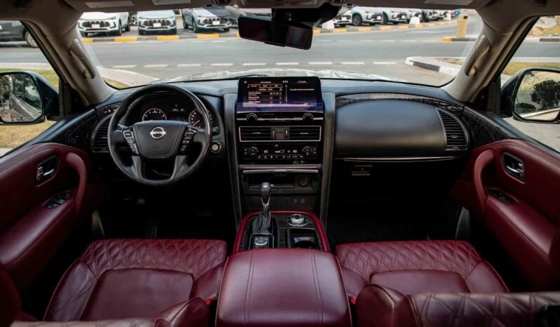 2022 Nissan Patrol SE Platinum 4.0L GCC Spec Gold Red