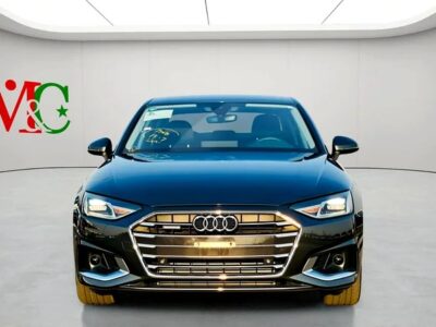 2021 Audi A4 40 TFSI 4 Cylinder Engine SUPER CLEAN CAR Grey Black