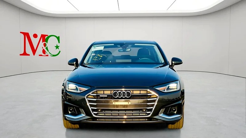 2021 Audi A4 40 TFSI 4 Cylinder Engine SUPER CLEAN CAR Grey Black