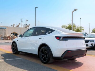 2025 Tesla Model Y Long Range Range 719 KM 0–100 km/h White