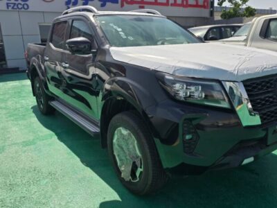 2024 Nissan Navara 2.3L twin-turbo diesel 4 Cylinder Engine Black