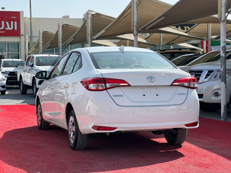 2022 Toyota Yaris1.5 L Engine GCC Specifications White Beige