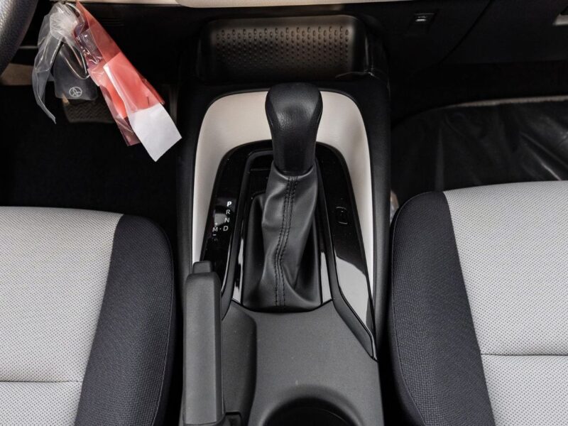 Toyota Corolla 2025 Toyota Corolla XLI 1.6L AT Petrol White Beige