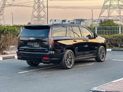 Cadillac Escalade Sport Platinum 6.2L 4WD 2023 Cadillac Escalade Black