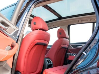 2025 BMW iX3 MSport Electric 80 - 90 kWh 450 - 550 KM Black Red