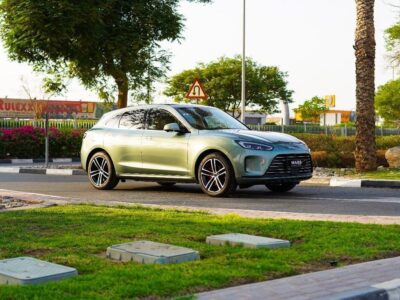 Seres 5 2025 Seres 5 Comfortline RWD 1.5T Hybrid Plug-In Green Tan