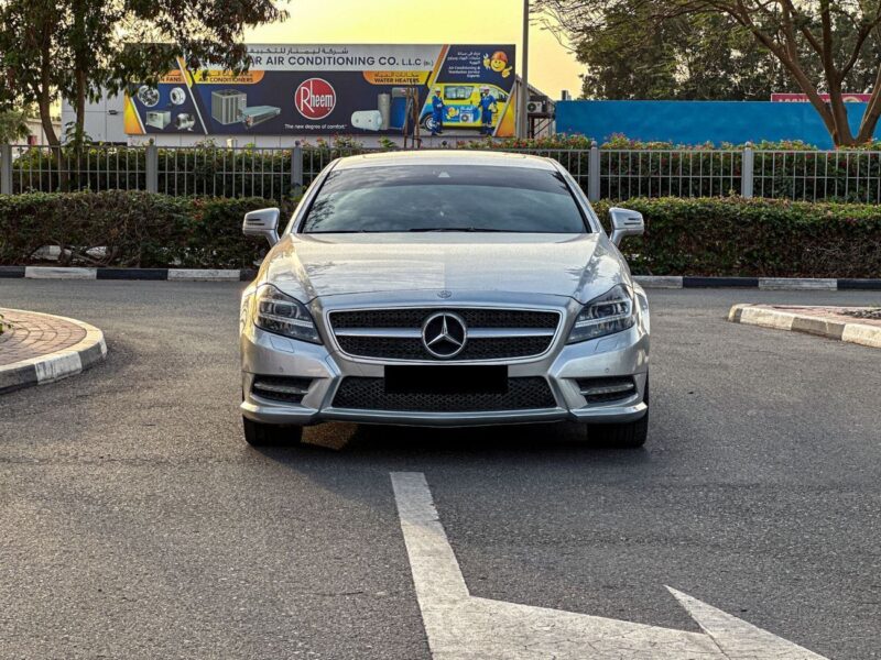 Mercedes-Benz CLS 550 2012 Mercedes-Benz CLS 550 RWD Silver
