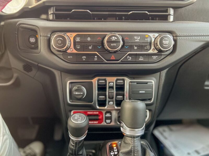 2025 Jeep Wrangler Rubicon 392 6.4L V8 FINAL EDITION Green Black