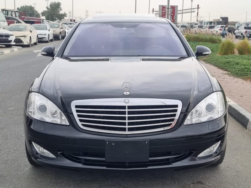 2007 BLACK Mercedes-Benz S 550 5.5 Liters 8 Cylinders V8 Engine