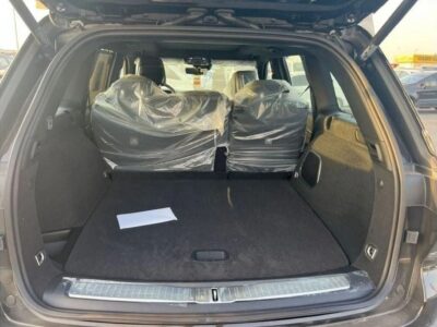 2024 Jeep Grand Cherokee Grand Cherokee Overland 3.6L Black GCC Specs