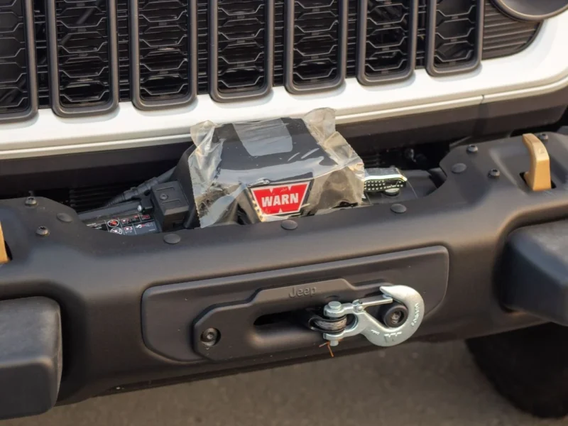 2025 Jeep Wrangler Rubicon 392 6.4L V8 Final Edition White Black GCC Specs