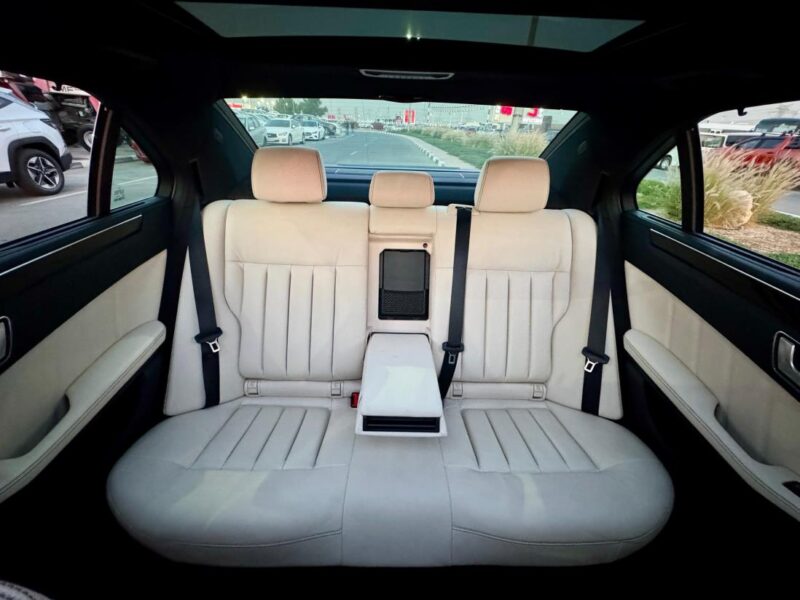 2014 Mercedes-Benz E 400 3.0-litre 6-Cylinder Engine Silver Beige